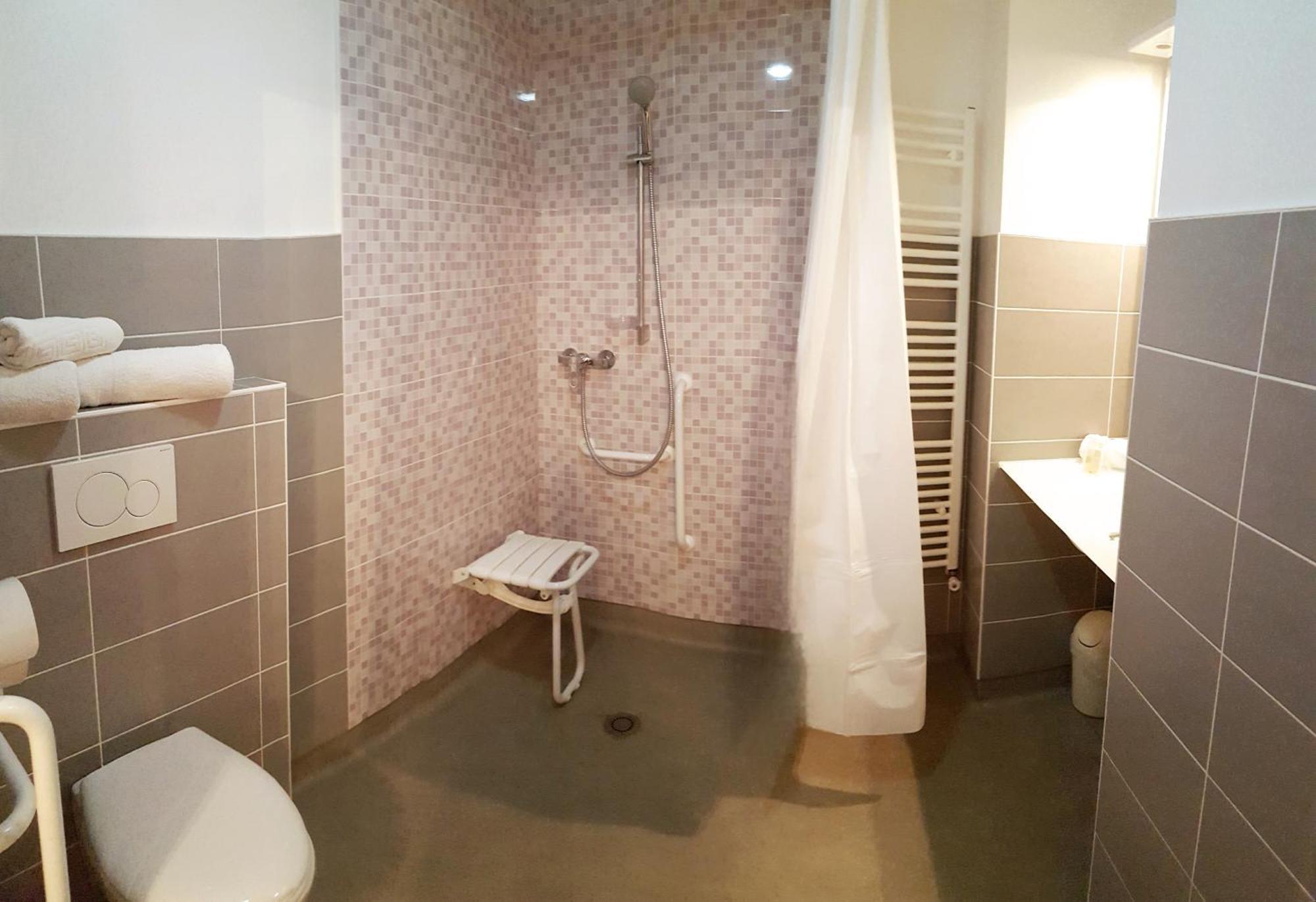 Hotel Restaurant Et Pension Soiree Etape Bel Air Balaruc-les-Bains Eksteriør bilde